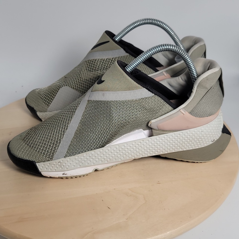 Nike Go FlyEase Shoes Light Army Green Summit White Size Men 6 Women 7.5 - Picture 6 of 10